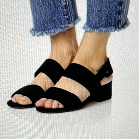 VINCE Taye Padded Double Strap Open Toe SlingBack Sandals Black Size US 6M NEW - Picture 1 of 16